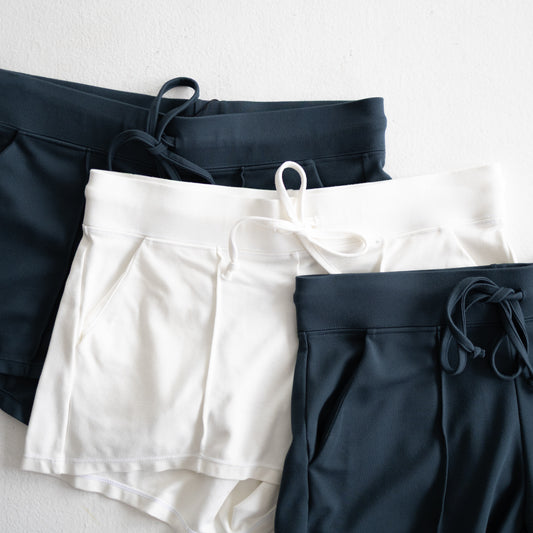 Boardwalk Short in Emerald